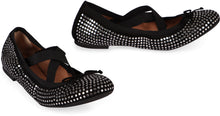 Load image into Gallery viewer, Suede ballet flats
