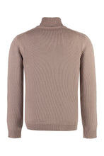 Load image into Gallery viewer, Turtleneck merino wool sweater

