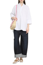 Load image into Gallery viewer, Striped shirt
