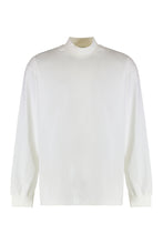 Load image into Gallery viewer, Oversized t-shirt with long sleeves in cotton jersey
