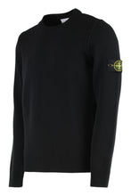 Load image into Gallery viewer, Wool crew neck sweater
