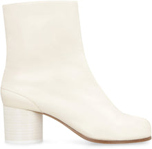 Load image into Gallery viewer, Tabi leather ankle boots
