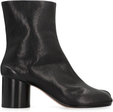 Load image into Gallery viewer, Tabi leather ankle boots
