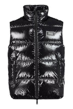 Load image into Gallery viewer, Full zip field vest
