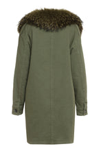 Load image into Gallery viewer, Parka with fur profiles
