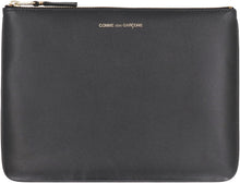 Load image into Gallery viewer, Logo detail flat leather pouch
