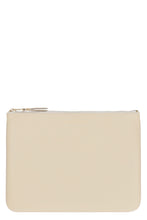 Load image into Gallery viewer, Logo detail flat leather pouch
