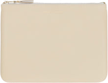 Load image into Gallery viewer, Logo detail flat leather pouch

