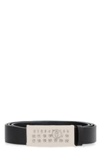 Load image into Gallery viewer, Logo buckle leather belt
