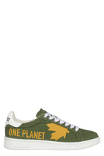 Load image into Gallery viewer, Boxer low-top sneakers
