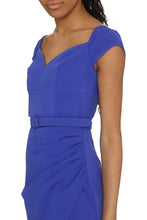 Load image into Gallery viewer, Midi dress with belt
