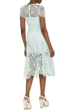 Load image into Gallery viewer, Lace midi dress
