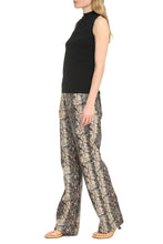 Load image into Gallery viewer, Starlet knitted viscosa-blend top

