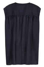Load image into Gallery viewer, Linen blouse
