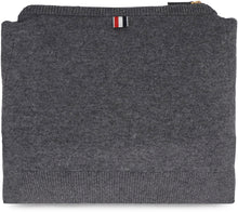 Load image into Gallery viewer, Knit bag
