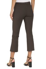 Load image into Gallery viewer, Umanita cropped trousers
