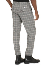 Load image into Gallery viewer, Setter Chino pants in wool blend
