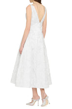 Load image into Gallery viewer, Floral midi dress
