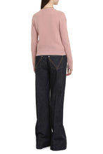 Load image into Gallery viewer, Crew-neck cashmere sweater
