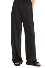 Load image into Gallery viewer, Satin trousers
