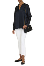 Load image into Gallery viewer, Silk blouse
