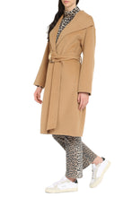 Load image into Gallery viewer, Wool and cashmere coat
