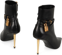 Load image into Gallery viewer, Leather pointy toe ankle boots
