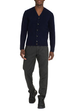 Load image into Gallery viewer, Wool cardigan
