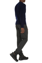 Load image into Gallery viewer, Wool cardigan

