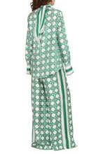 Load image into Gallery viewer, Printed silk blouse
