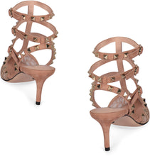 Load image into Gallery viewer, Rockstud suede and lace décolleté
