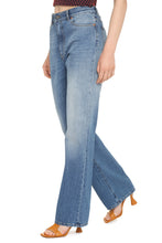 Load image into Gallery viewer, Printed flared jeans
