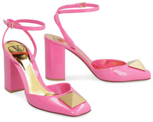 Load image into Gallery viewer, Valentino Garavani -  One Stud patent leather slingback pumps
