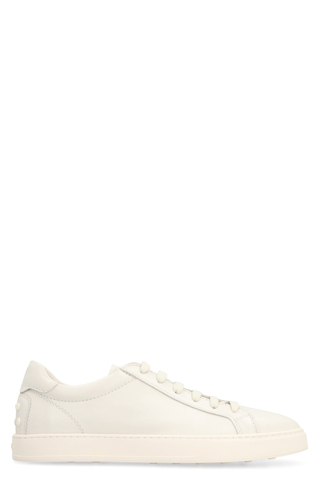 Leather sneakers
