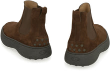 Load image into Gallery viewer, Suede Chelsea boots
