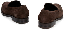 Load image into Gallery viewer, Suede loafers
