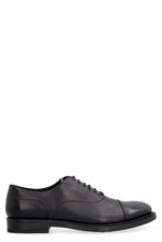 Load image into Gallery viewer, Oxford shoes in smooth leather

