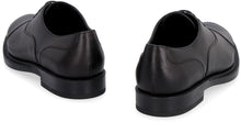 Load image into Gallery viewer, Oxford shoes in smooth leather
