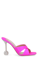 Load image into Gallery viewer, Yes Darling fabric mules
