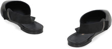 Load image into Gallery viewer, Leather slingback pumps

