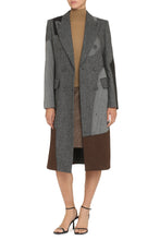 Load image into Gallery viewer, Contrasting detail coat
