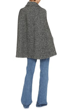 Load image into Gallery viewer, Wool cape
