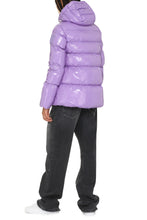 Load image into Gallery viewer, Eleodoro hooded shiny down jacket
