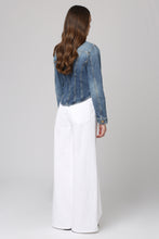Load image into Gallery viewer, Denim jacket
