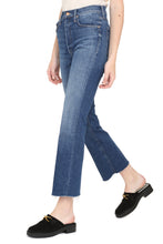 Load image into Gallery viewer, The Tripper Ankle Fray cropped jeans
