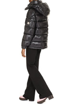 Load image into Gallery viewer, Maire full zip down jacket
