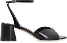 Load image into Gallery viewer, Tiffany Patent leather sandals
