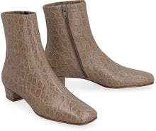 Load image into Gallery viewer, Este croco-print leather ankle boots
