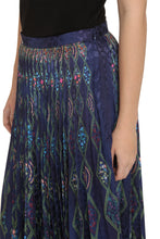 Load image into Gallery viewer, Printed pleated skirt
