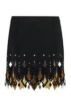 Load image into Gallery viewer, Crepe mini skirt
